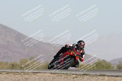 media/Dec-01-2025-Moto Forza (Mon) [[2daa91e15f]]/2-Intermediate Group/Session 2 Turn 9 Entry/